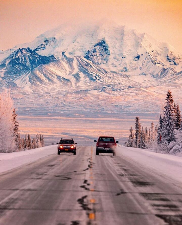 destinosin's tweet photo. Today's Daily Escape is from #Alaska 
https://t.co/Ntj6V0k2Tv                                   
#Travel #DestinosIn @destinosin  @bebobianchi https://t.co/7WtToEm2Lt