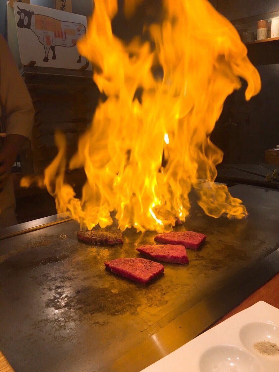 taiga63251's tweet photo. 思い立った時に
スタートが切れない人は、
一生スタートできない人やで。

by島田紳介

この言葉はほんとそう思う。

写真は
島田紳介のお店「はせ川」 https://t.co/TKkHhesPVp