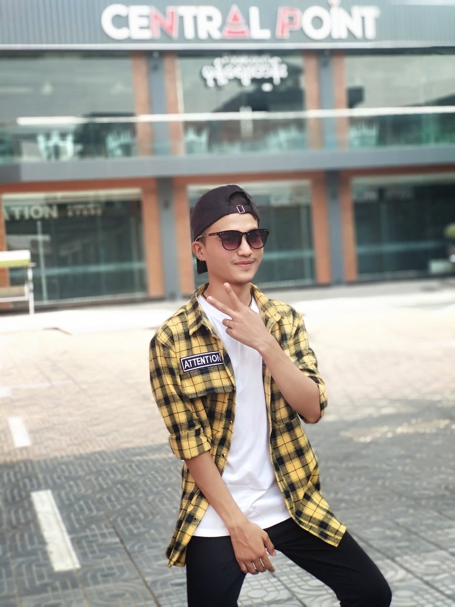 David02169949's tweet photo. ေမ့​ေနၾကpl
မ​ေမ့​ေသးရင္​hi​ေပး https://t.co/kkQosijU7a