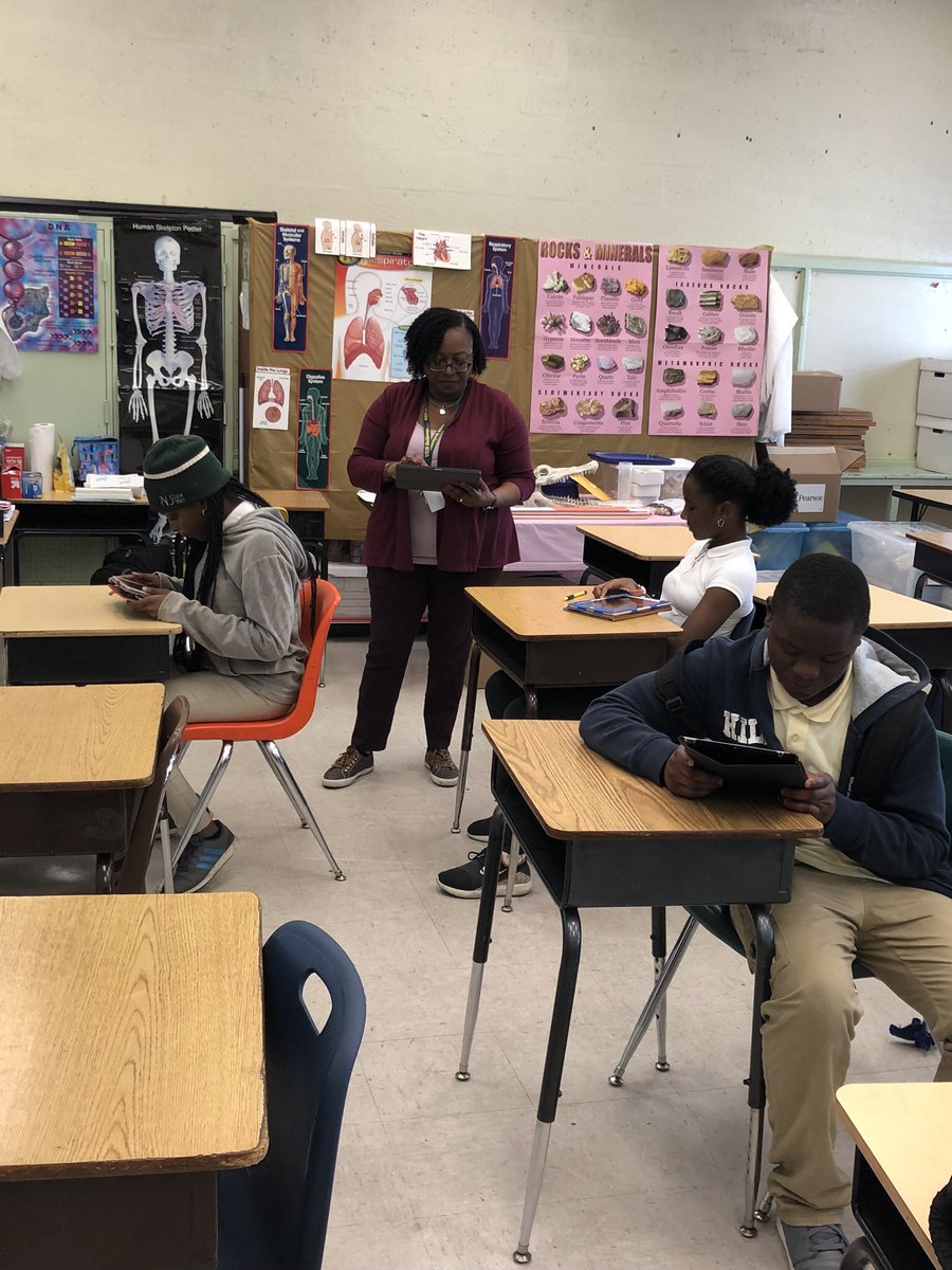 BlessedThought1's tweet image. I love technology and so does interventionist, Mrs. Ferguson @VanEBlantonES. Using iPads from @DonorsChoose I am honored to share these iPads to increase student understanding in math. @David_K_Moore @MiamiCAO @MiamiSup @TracieAbner @CROJPACE3 @sosa720 #iPadTechnology