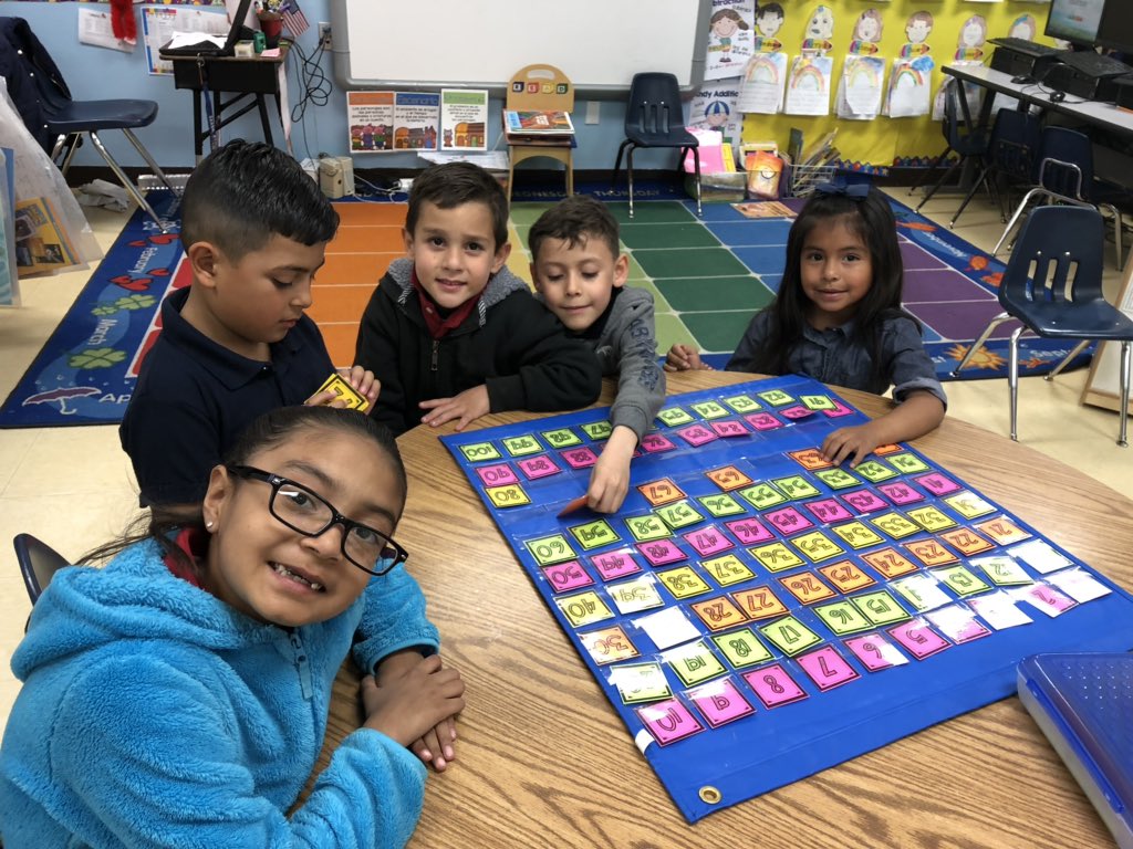 sayalarod's tweet photo. Math Centers we are learning so much in our classroom #mathstation #learningisfun @fmeeagles @elopez014 @TruaxJulia @villalba_eric https://t.co/Laouhhw2QB