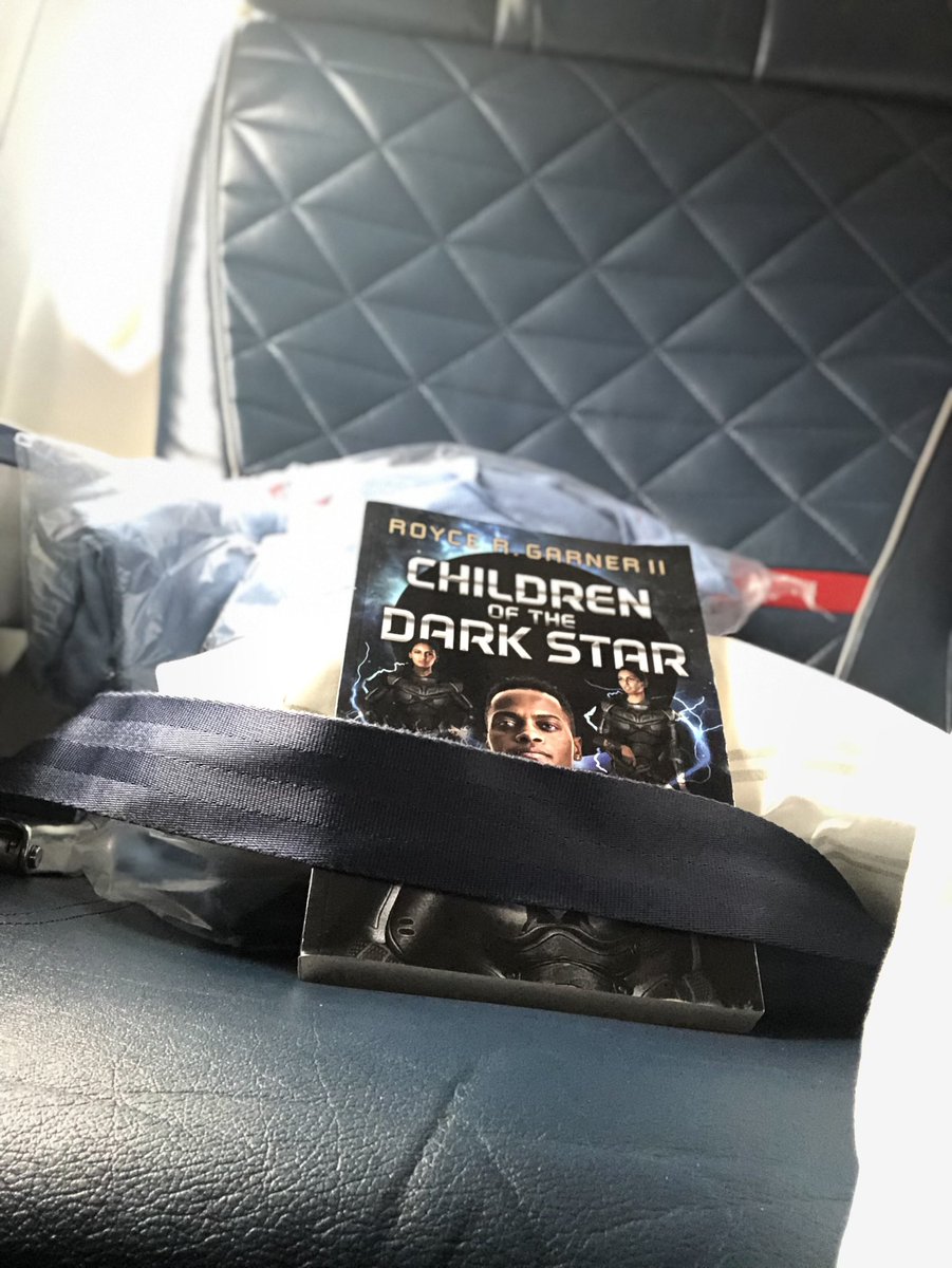 ChildrenoftheDS's tweet photo. It was a long day but a cool flight! #iamwriting #selfpublished #spreading #marketing #promoting https://t.co/RVVxfhCgUx