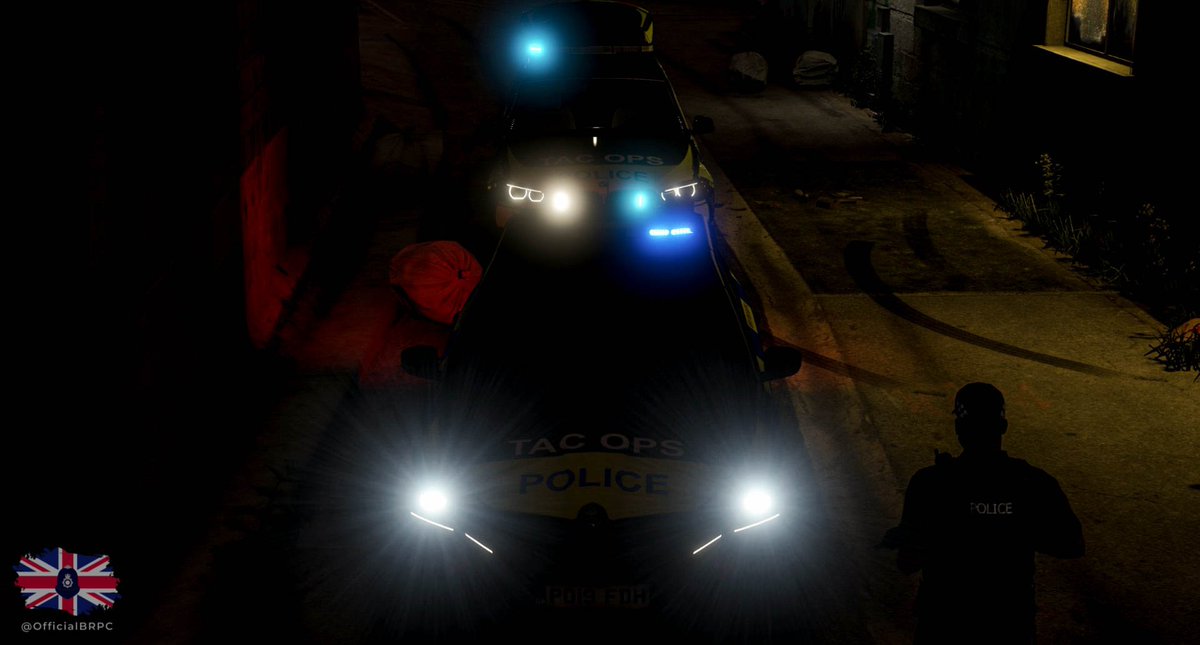 BRPC_TacOps's tweet photo. Just assisted @BRPC_RPU @BRPC_IRT with a vehicle that failed to stop, then after running on foot decided to pull a knife on officers when cornered! Hope the shock of our taser was worth it! Arrested and taken to custody by IRT Officers. #RunForest #ElectricAvenue #TacOps #BRPC https://t.co/w4wkSdmrzI