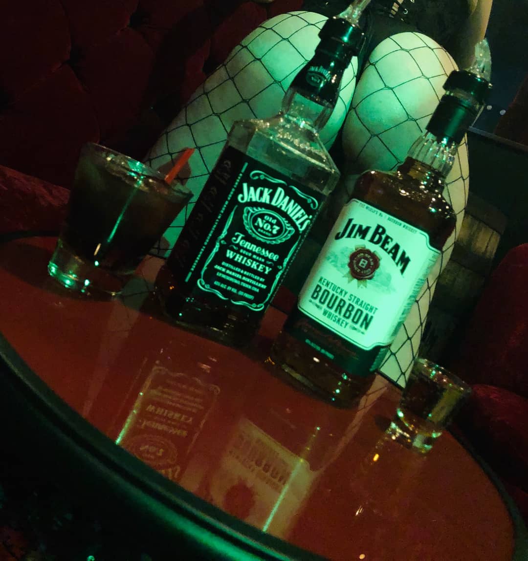 TheWhiskeyFL's tweet photo. LETS GET FRISKY TONIGHT!!!
#thewhiskeyfl #thewhiskey #thewhiskeygirls #seminolefl #pinellasparkfl #gandyblvd #Stpete #stpetersburgfl #clearwaterfl #stpetebeach #clearwaterbeach #bikes #motorcycles #vodka #beer #liquor #bar #gentlemensclub #whiskey #bikes #bikers #women https://t.co/VFz2zXqx29