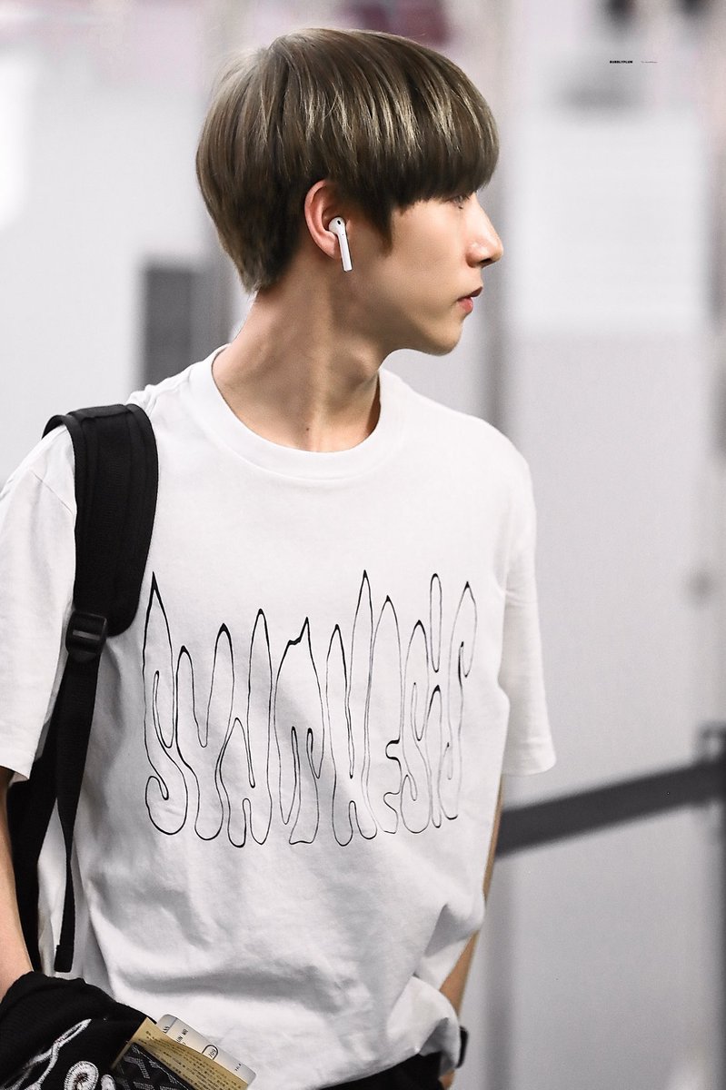 renjun pics 🦊 tweet media