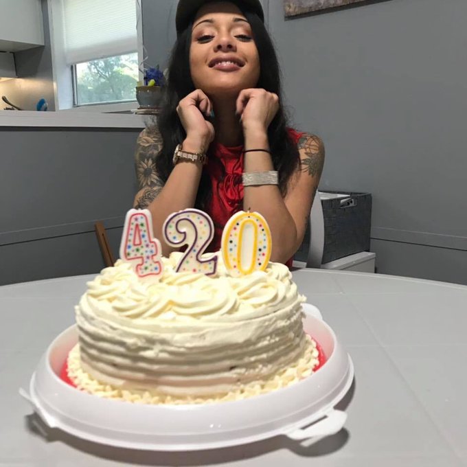 Happy birthday to ME! 🥳 https://t.co/pT2NKst1LZ<a href="/tag/onlyfans"class="tags"><span>#onlyfans</span></a>