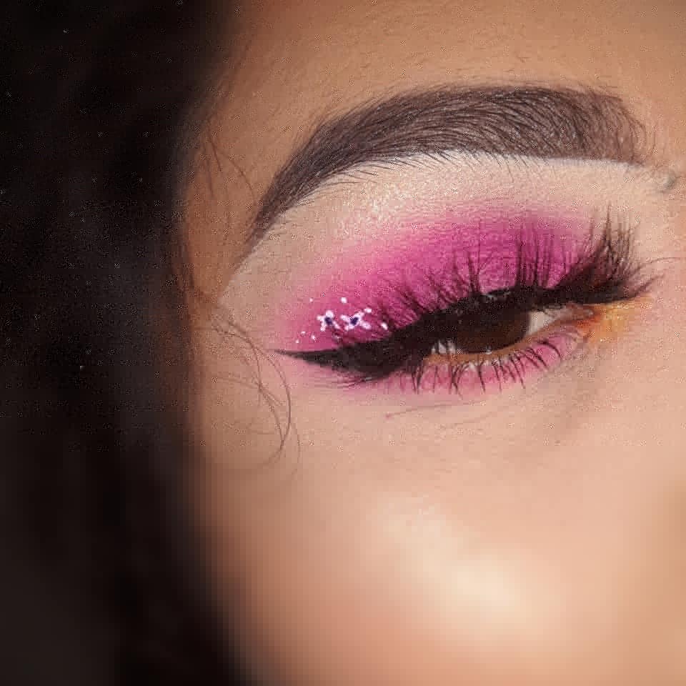 iamnotesme's tweet image. My look today
My skills have gotten so much better 
💗💗🍅