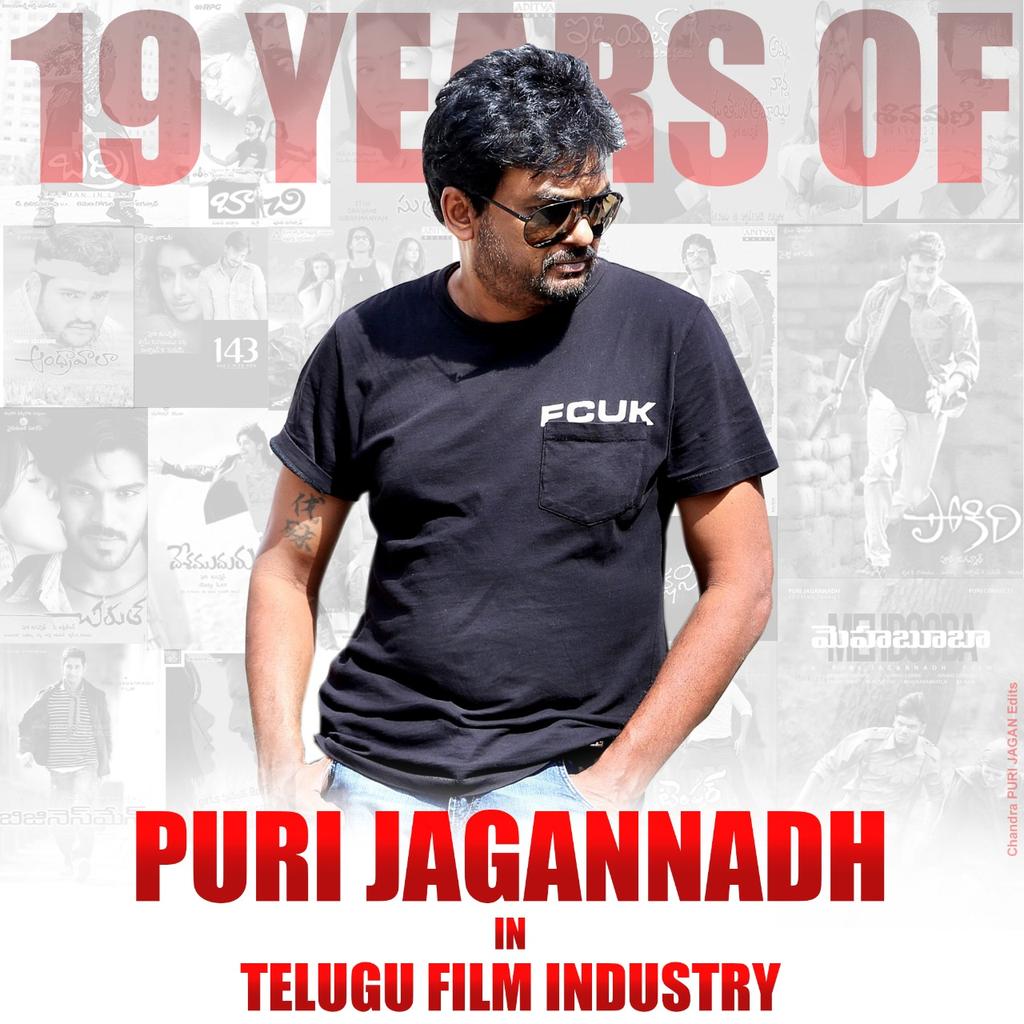 cspurijagan's tweet photo. #19YearsOf @purijagan sir in TFI 💐💐💐😍😍😍😘😘😘❤️❤️❤️
#19YearsForBadrı
@PuriConnects @Charmmeofficial @telugucinemacom @RamFilmUpdates @PurijaGUN @Maniraj_P @varmamanoj https://t.co/QRZd3dX7JJ