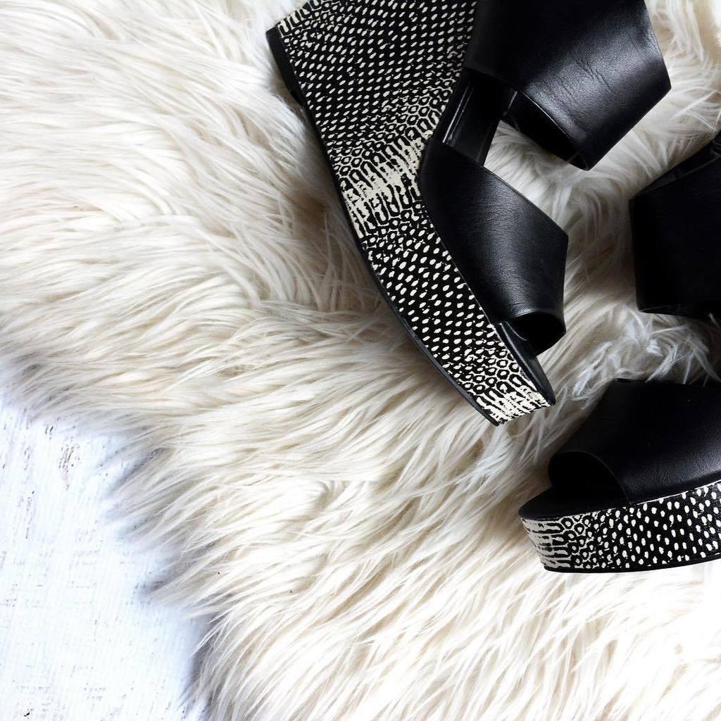 SpaOverdose's tweet image. 🎶 Kick off your shoes and relax your feet, enjoy a little foot reflexology, just kick it 🎶 My Just Kickin’ It remix ha! but seriously the benefits of foot reflexology are many including increased blood circulation, improving blood pressure and liver function, aiding in prope…