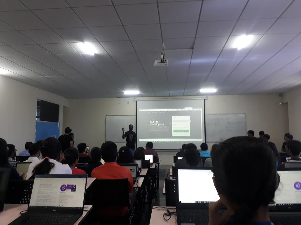 ayushbherwani's tweet image. @malgamves explaining git at @devbytes1 
#OSFest