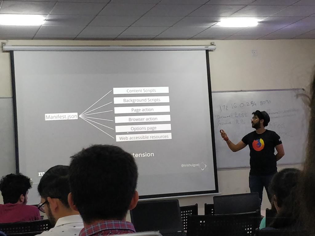 vrusha_parikh's tweet photo. #osfest @devbytes1 https://t.co/YDmDvEDt0z