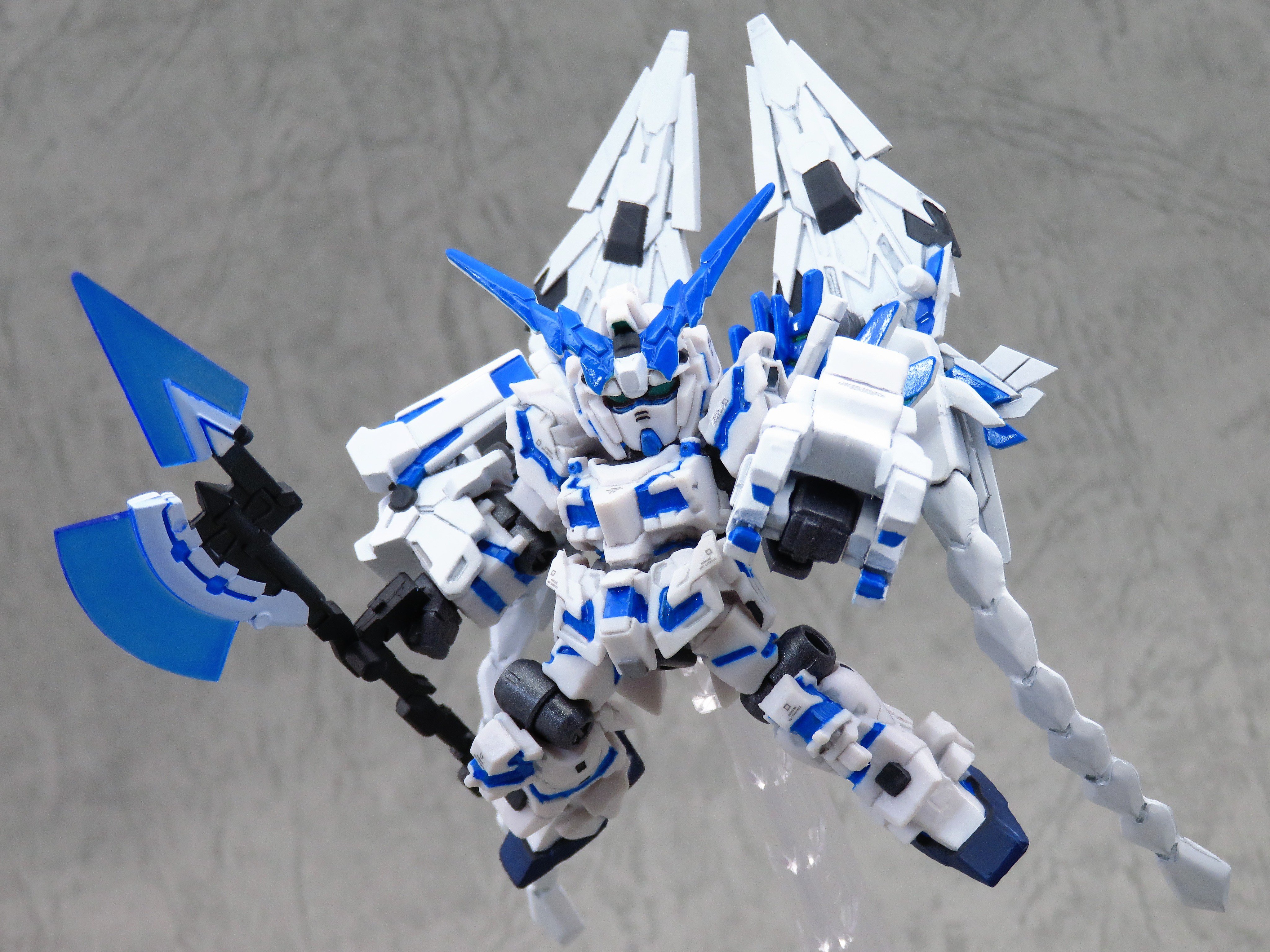全塗装ユニコーンガンダムペルフェクティビリティディバイン