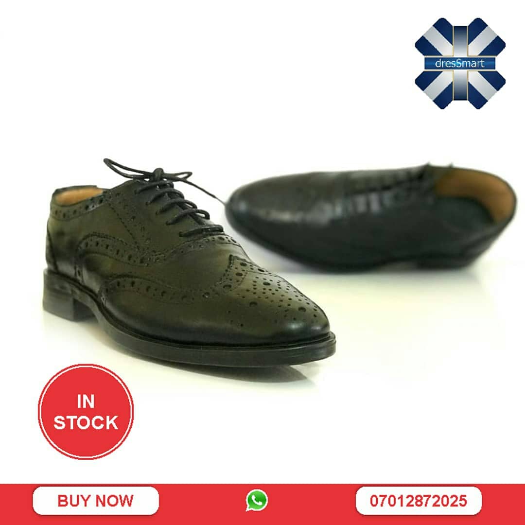 faithodebisi's tweet photo. Shoes make an outfit; they're like rims for a car.
Available as displayed
Price; #17,000
Size; 42
07012872025(WhatsApp) for orders/inquires.
#brogueshoes #bespoke #leatherwork #leathercraft #dresSmart #naijabrand #hustle #hustler #lagosmarket #ibadanslayers #ibadanwedding https://t.co/mYIdHYQv48