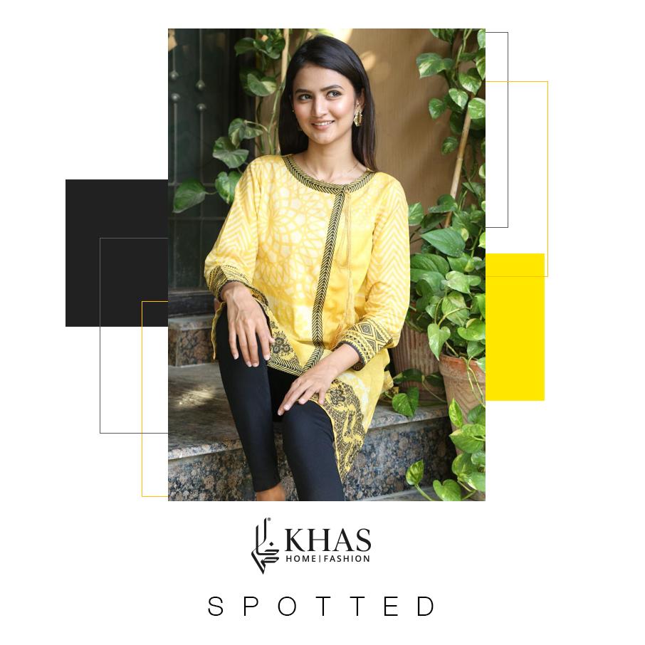 KhasOfficial's tweet photo. #HiraFaisal looks extremely elegant &amp; chic in our alluring chic top from Pret '19. 💫 We can't have enough of her. 🌸
Shop now: https://t.co/sdYTHPbO6K
#KhasStores #BeKhas #BuyKhas #KhasLawn #SS19 #SummerPret https://t.co/5vYQ4kg2gy