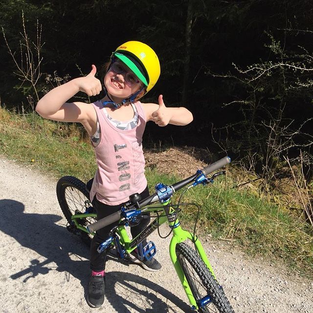 Happy Easter weekend everyone! Hope you all get out and ride! 
#hopescademyuk #startyoungneverstop bit.ly/2Pl8jWu