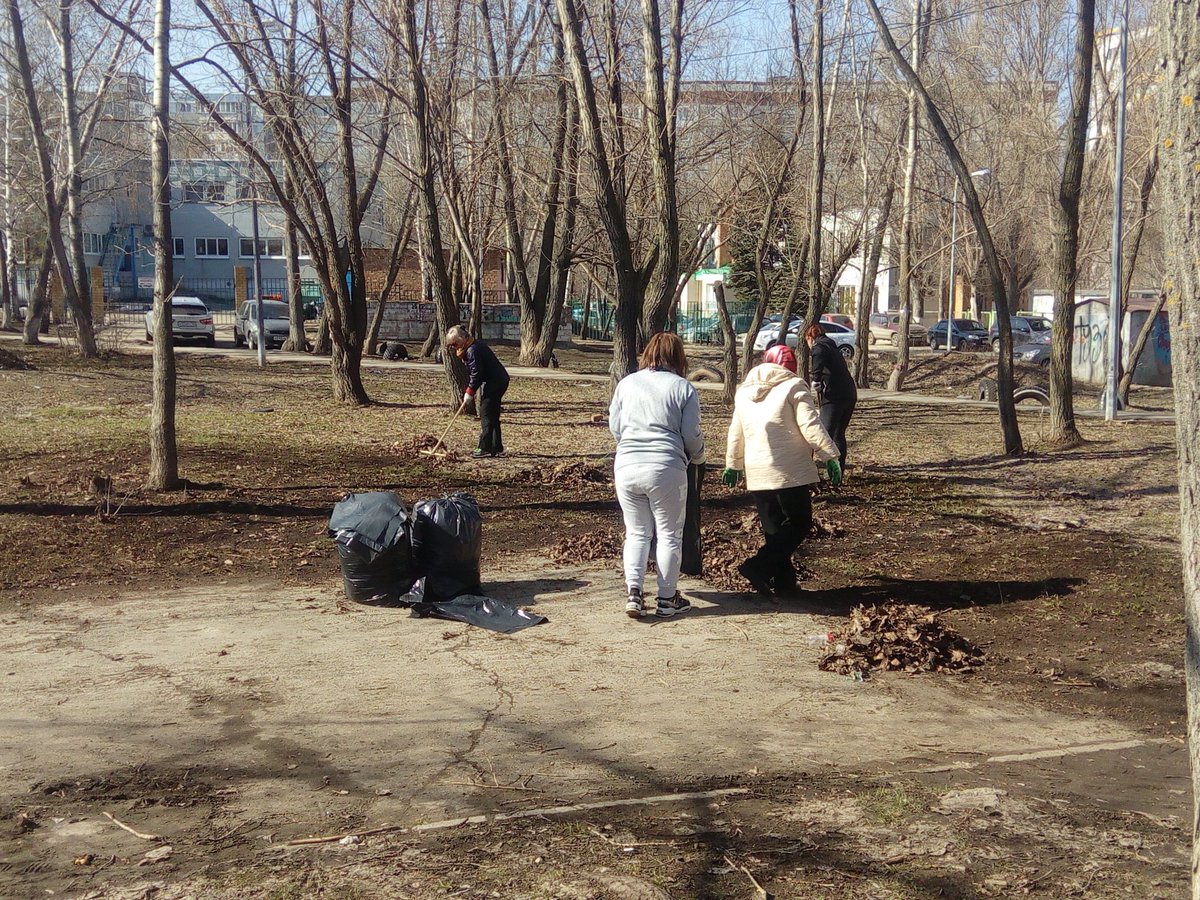 Школа 43, вышло более 120 человек. #ЧистаяСамара <a href="/promadm/">Promadm.samara</a>