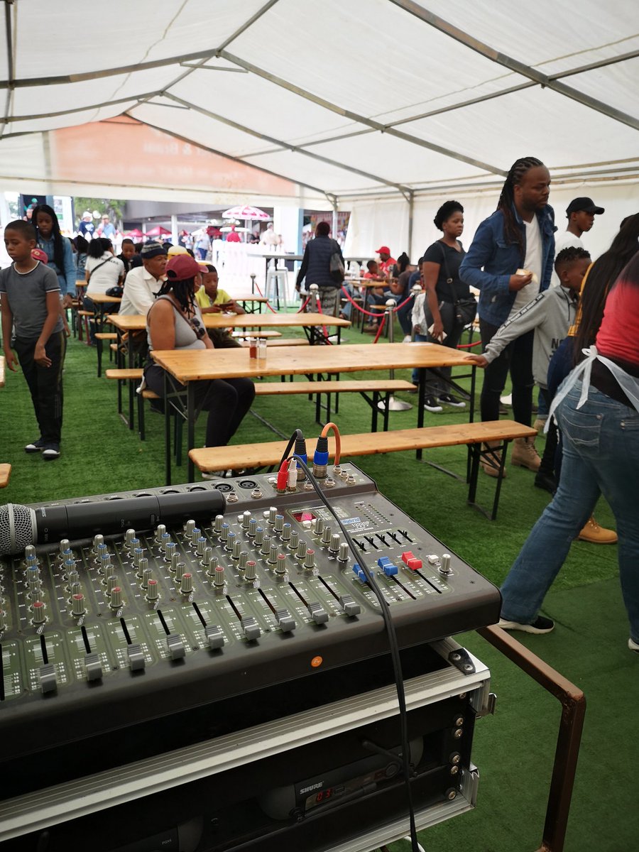 Flossingout's tweet photo. We posted by the #LETSMEATUP stall at the RAND SHOW.
Come thru for some delectable meat and good music!
#FLOSSINGOUTENT https://t.co/uCEII1MAsd