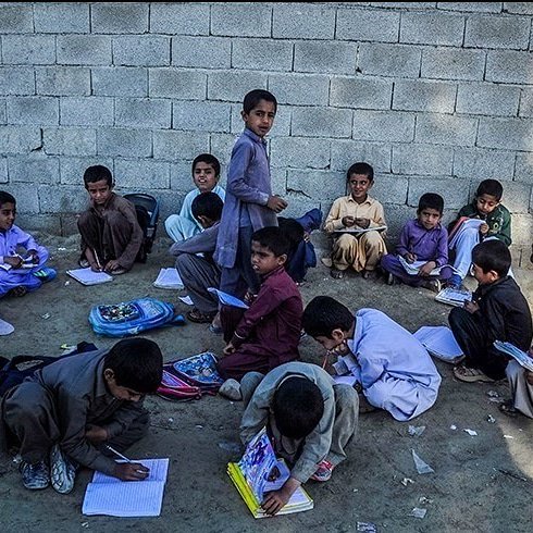 abgspu's tweet photo. عشق فقط عشق به وطن

#نمایندگان_صدای_کنکوریها https://t.co/6shMDojyCk