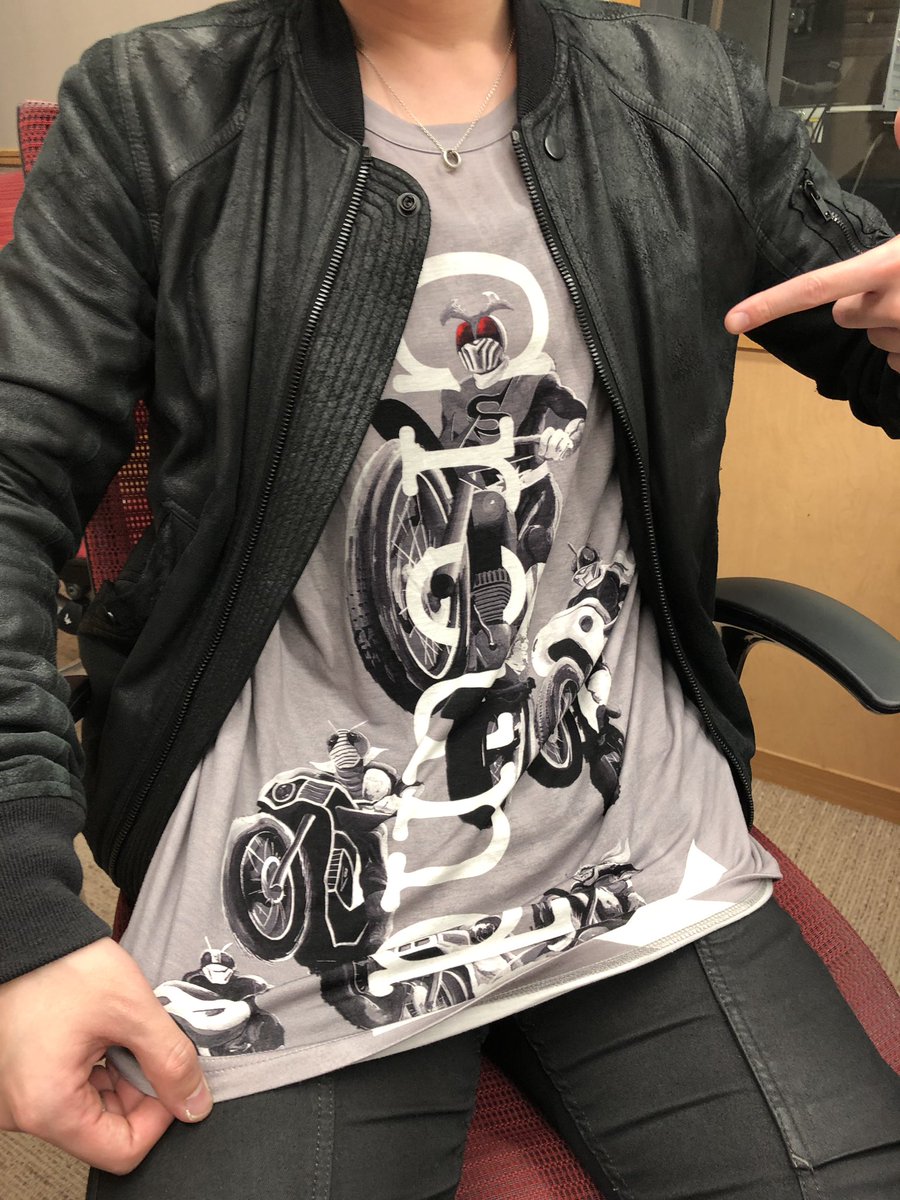 humor_gsg's tweet photo. 野上くんのイカしたTシャツ #kimimachi https://t.co/ry4XVwy3tn