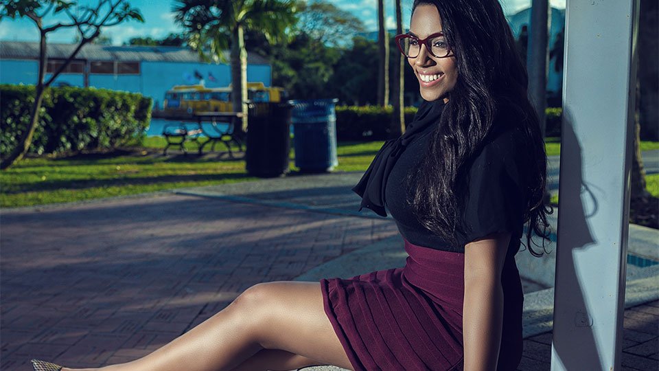 OptometryToday's tweet photo. US optometry student, Keyla Gammarano, shares her experiences of combining her career with her passion for travel π https://t.co/YZZOpJavvr #optom #studentoptom #travel #lifestyle #optometry #optometrynews https://t.co/pZGVoQT0qX