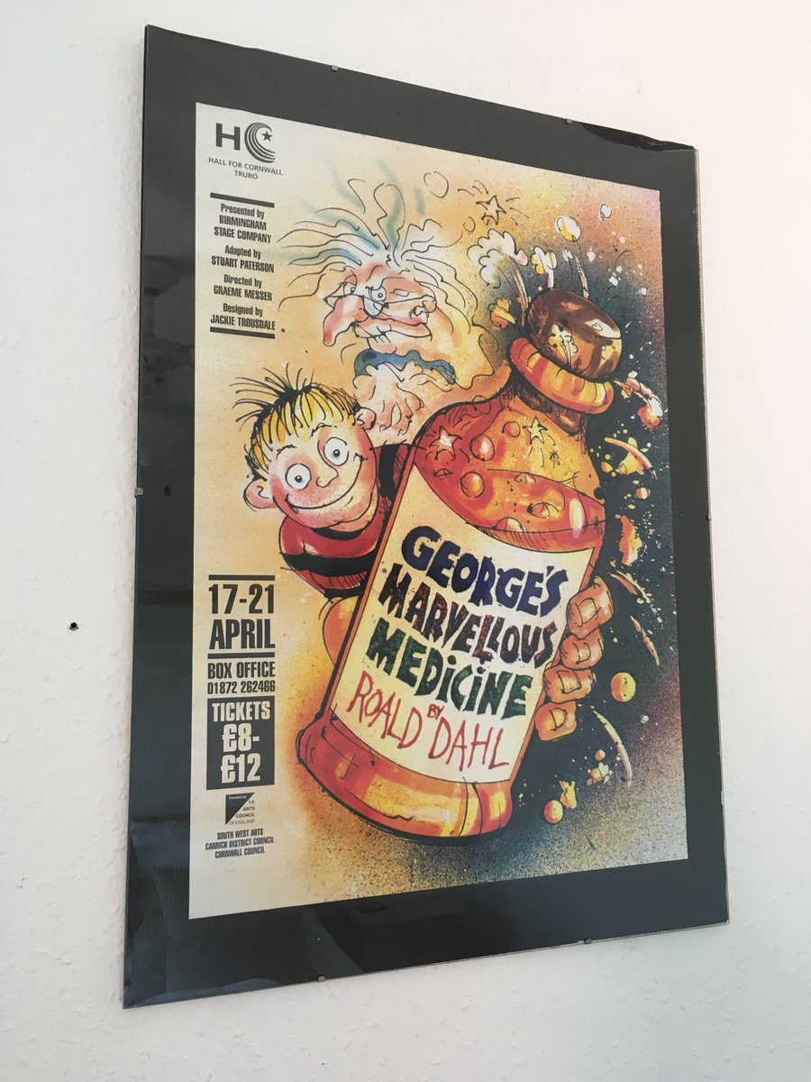matthewcat76's tweet photo. Before Shakespeare there was Dahl... 18 yrs ago this week I was blowing up granny for the final week of the tour. @birminghamstage @HallforCornwall #initgoes https://t.co/ruHH8xslyf