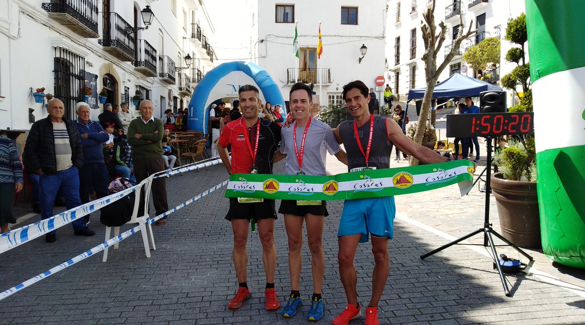 PODIUM completo categoría masculina 20k  <a href="/CdMVillaCasares/">CdMVillaCasares</a> 
🏆Manuel Jiménez
🥈Cristóbal Domínguez
🥈José Antonio Sañudo
trailrunningandalucia.com/2019/03/22/car…