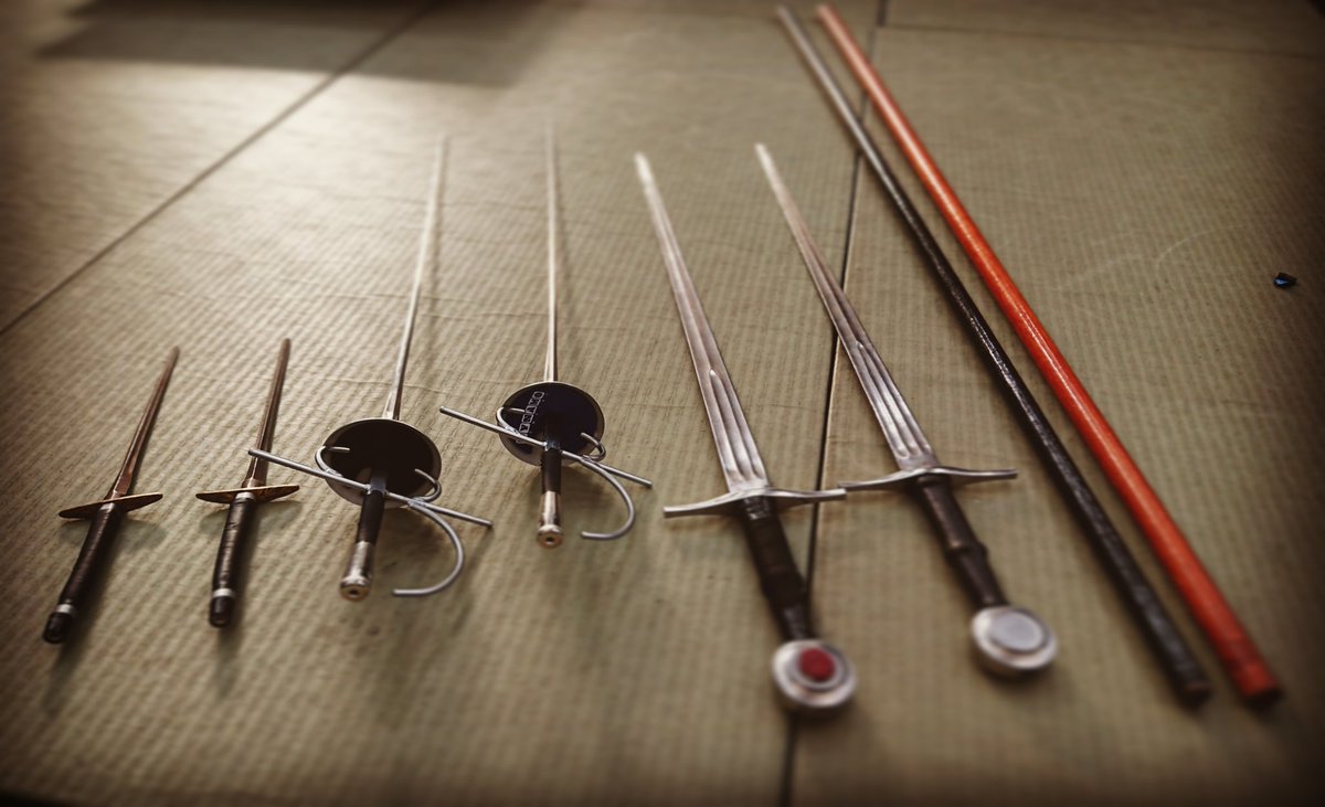 What a week its been learning and being examined in 3 new weapon systems...

#actress #actor #actorslife

#quarterstaff #rapier #dagger #longsword

Check out 
<a href="/STAGEFIGHTECSPC/">STAGEFIGHT</a> #birmingham for Midlands based courses... Seriously recommend these lads!!