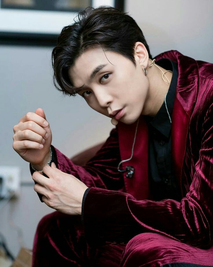 exgifxjohnny's tweet photo. ความจริงเมื่อเล่นบอทจอนนี่ 
คนอื���นเล่น                  ผมเล่น https://t.co/02IH36Iddu