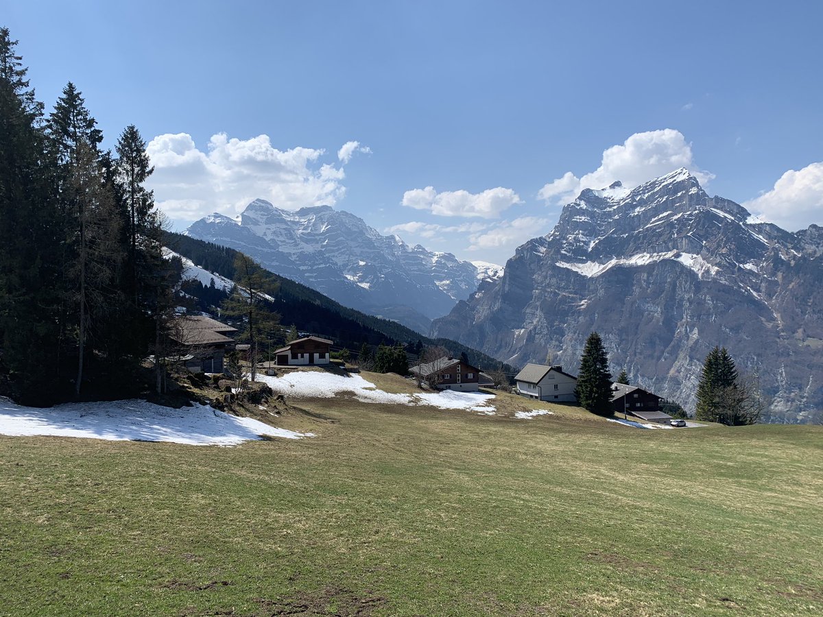 saeckelmeister's tweet photo. Ostern auf der Mullernalp im Glarnerland🐣https://t.co/tM6IiKatlE #mullern #mollis #fronalpstockglarus #glarus #glarusnord #glarnerland #glarnerlandtourismus #ostern #easter #switzerland #frühling #spring #weekend #relax https://t.co/7Jq1Te5QFG