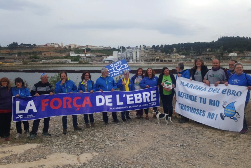 arainfonoticias's tweet photo. Diario de la #MarchadelEbro: La contaminación de FLIX y la presunta corrupción de ACUAMED: https://t.co/8aBCqDRviP https://t.co/oGc9qxafXy