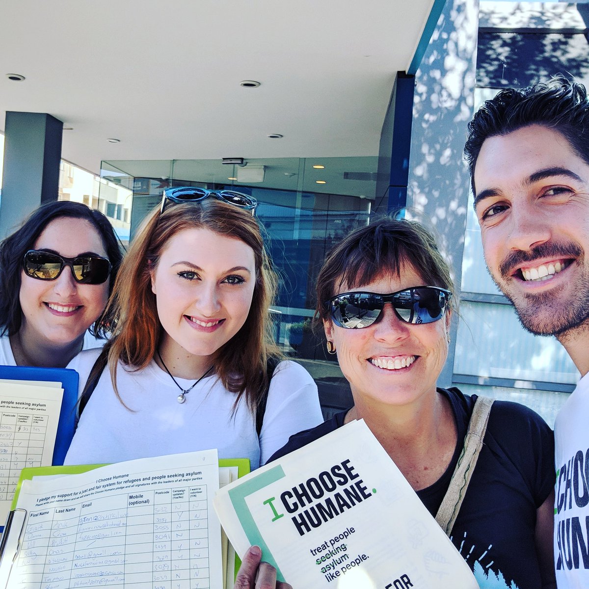 sdariol's tweet photo. Spent the morning chatting to voters in #Maribyrnong about #refigee rights and the upcoming election, and @OzRefugeeCounc plan for change. Check out https://t.co/hj9BceAF4o to get involved! #ChooseHumane #ausvotes https://t.co/mdUw6KsnrM https://t.co/WcSqG2CYY5