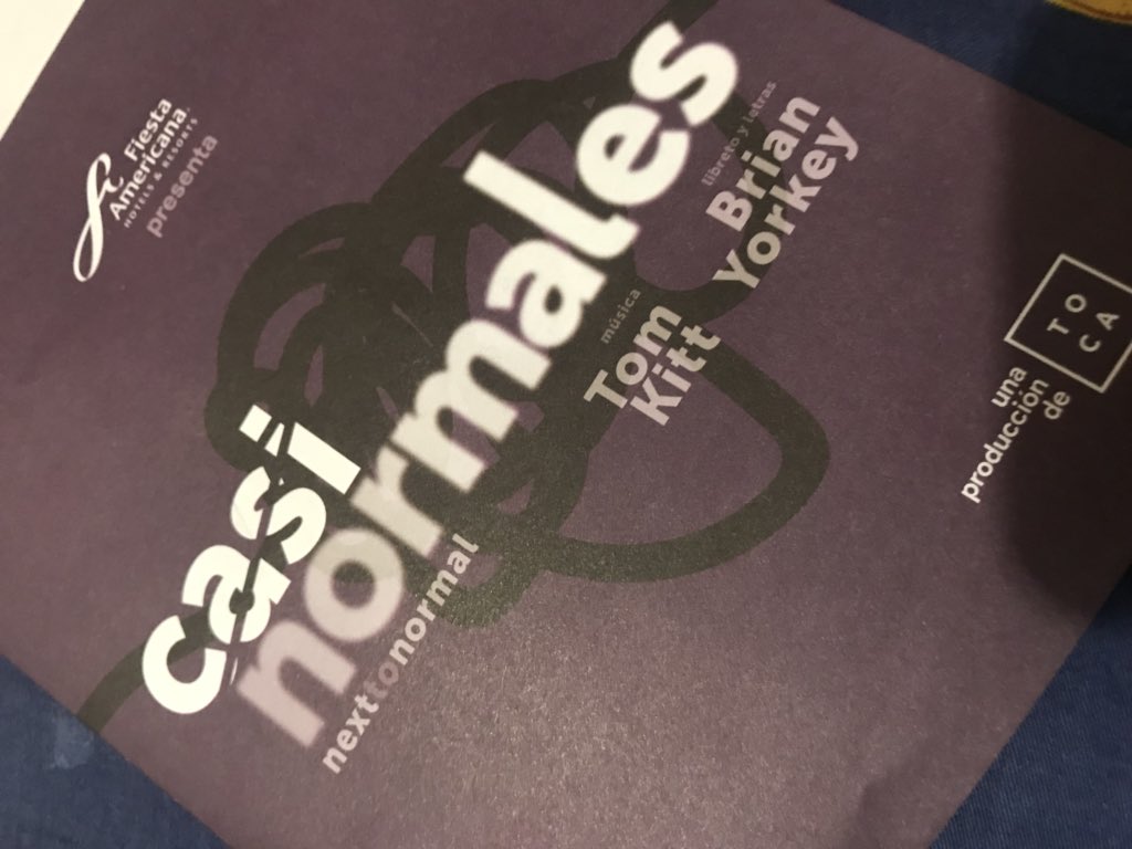 <a href="/CasiNormalesMx/">Casi Normales México</a> , <a href="/FedeDiLo/">Fede Di Lorenzo</a> ,<a href="/mariapenella/">maricuita</a>, <a href="/diegoDlRio/">Diego del Río</a> 👏🏻👏🏻👏🏻👏🏻👏🏻 Espectacular la obra !!! Vayan !!! Esta genial 🙏🏻