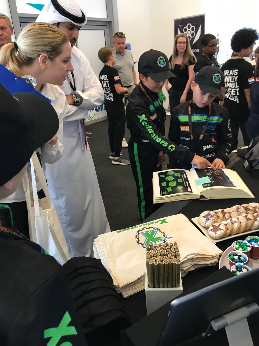 RolyHancock's tweet image. ⁦@1Xcelerators⁩ being out through their paces... good luck team! #FormulaEthara #PwC #schools #UAE