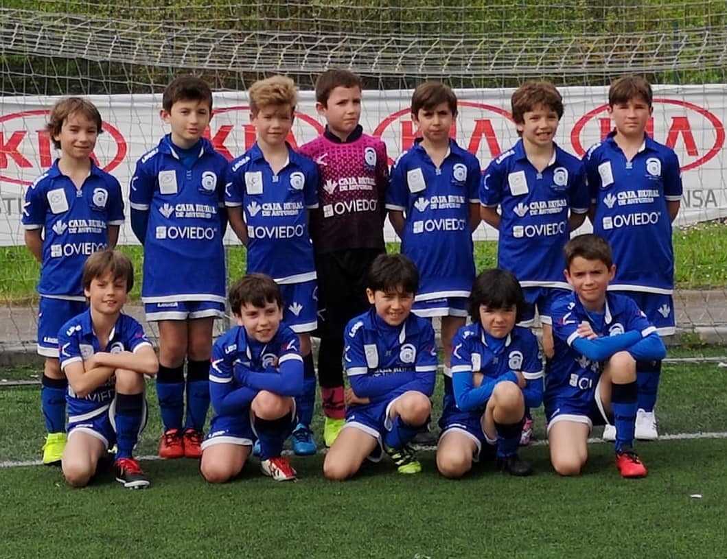🏆<a href="/TorneoOviedoCup/">Oviedo Cup</a> 1/2 Fase BRONCE Benjamin 2010
⚽️ <a href="/futbolcao/">Futbol C.A.O</a>
- <a href="/efVetusta/">EF Oviedo Vetusta</a>
🗓Sábado 20 de abril 
🕛 17:00h
🏟 Tensi