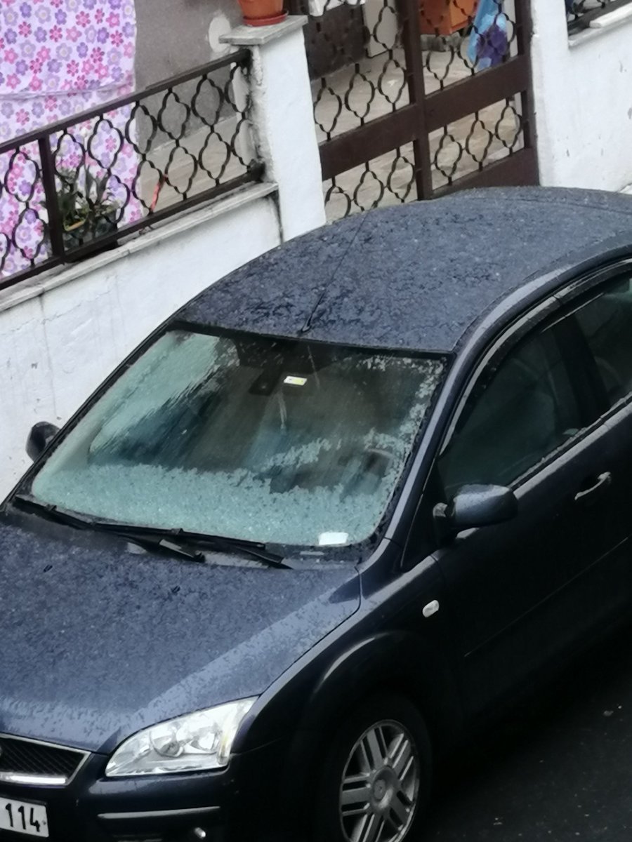 20 Nisan 2019 İstanbul-Sarıyer kar yağıyor. <a href="/HavaForum/">Hava Forum</a>