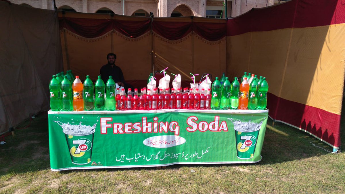 HamzaJa16100884's tweet photo. Soda Water 😋😍
#PeshawarFunFair #Eyn #Pyf https://t.co/iCLWq7bt7x