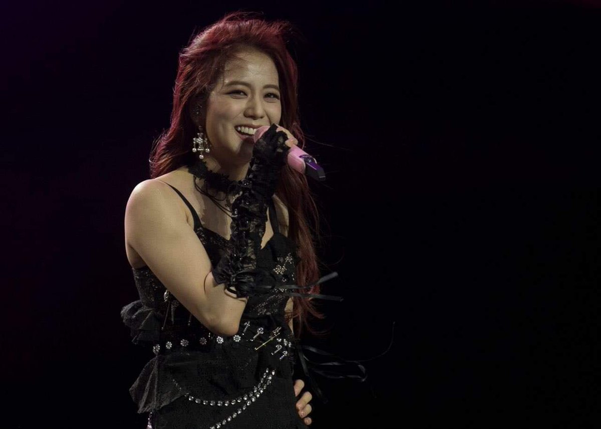 ChyuByeonhosa's tweet photo. Jisoo's thighs...
Jisoo's red hair...
Jisoo's veiny hands...
Jisoo's abs...
Jisoo's lips...
Jisoo's tongue...
Jisoo's neck...
Jisoo's nose bridge...
Jisoo's neck...
...And Jisoo's biceps. πππ±
Did I miss anything? #MissKoreaKimJisoo #SooPerfect https://t.co/HB8ZRNaCoq