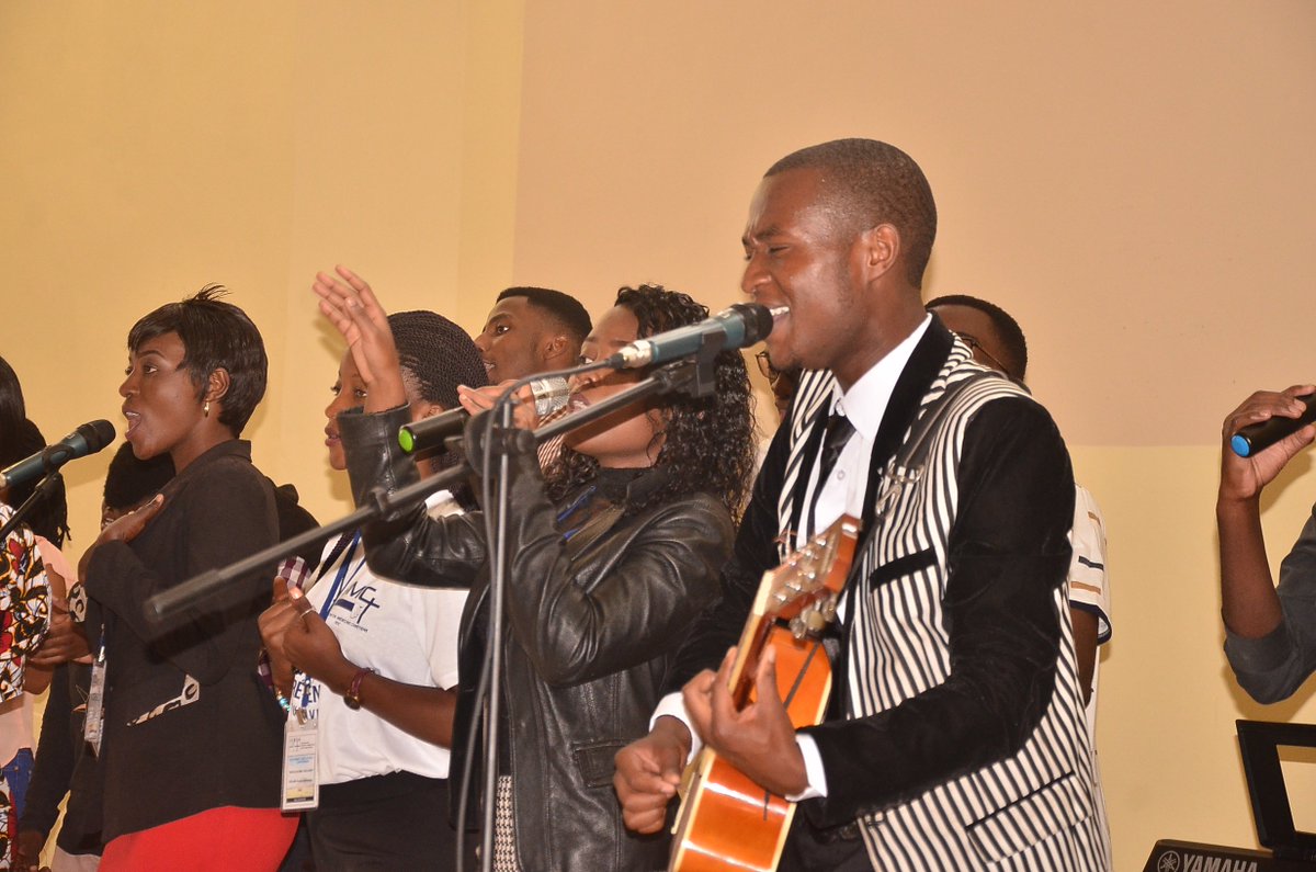 Icmda2's tweet photo. #ICMDAEAC2019, day two, starting with worship @icmdanet @RwandaMedicine  #happyEaster2019 https://t.co/cjWlQdsZ6m