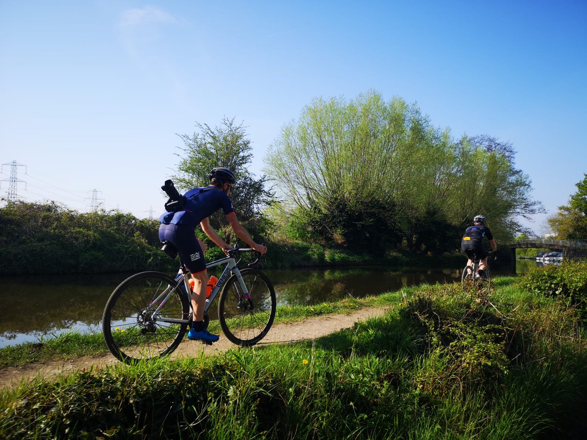 Hotchillee's tweet photo. A beautiful day for a spin to the sea ☀️

The HotChillee CC London to Brighton Gravel Ride is rolling!

#HotChilleeCC #racerideconquer https://t.co/9p7ivA0sXs