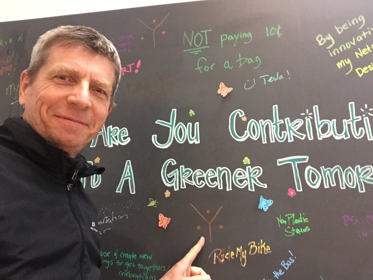 jmmousset's tweet image. 2 nouveaux concepts du commerce de proximité en #SiliconValley 
1- AmazonGO : boutique self-service sans caisse de paiement ;
2- Capital one café : qui sert de café, de bureau et de banque... j’y ai laissé la trace du @ludylab 😜
#Learningexpedition @realchangenet @cforthomme