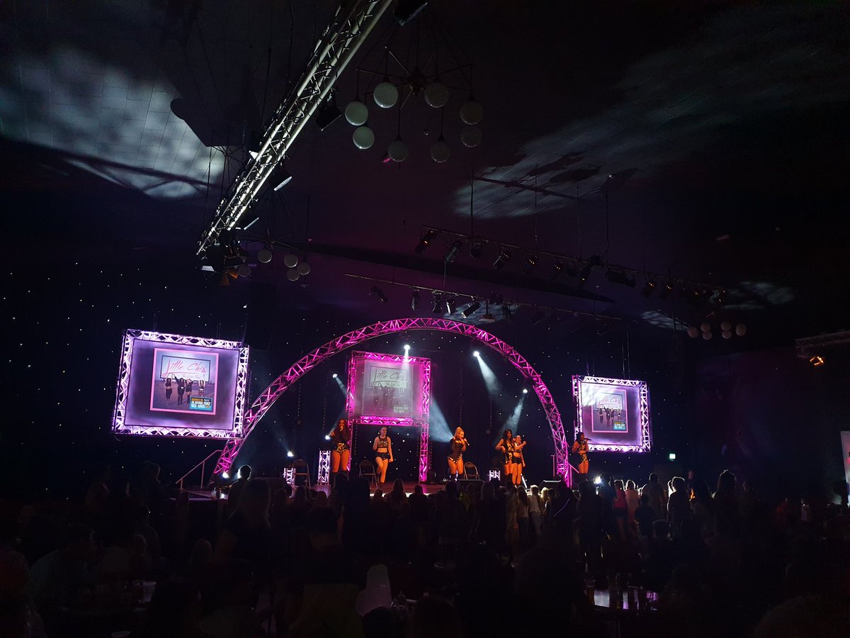 Massive thank you to <a href="/littlechixtour/">Little Chix</a> you guys was amazing! #LittleChix #Littlemix 😀😀😀