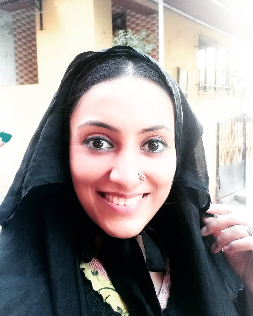 VandanaLalwani7's tweet photo. A different character, a different experience.. Sakeena
Coming soon..
#savdhaanindia #muslimcharacter #shootmode #actor #performer #dancer #versatile #boomerang https://t.co/wmT7ohzV6n