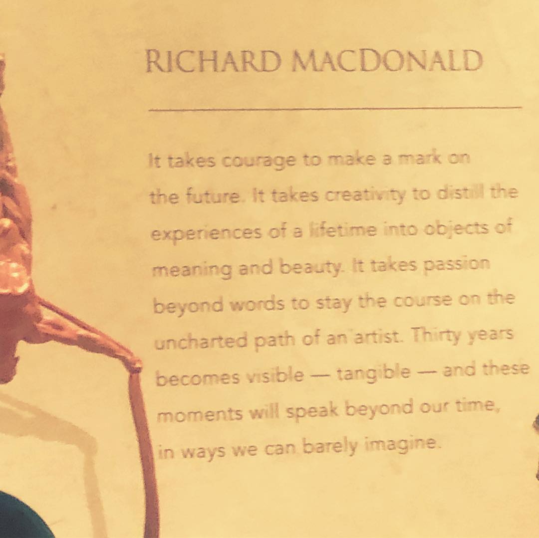 MayuriUpadhya's tweet photo. In awe!!! 

#ChoreographerMemories #MayuriUpadhya #Inspiration #CirqueDuSoleil #RichardMacDonald #DanceLife #DanceCreation #DanceSculpture #ArtAndLife #DanceDiaries #LasVegas https://t.co/Q8roeRywGb