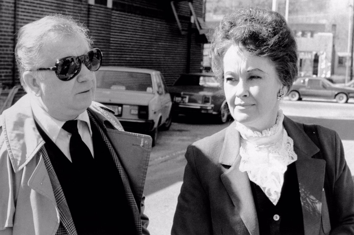 ウォーレン夫妻