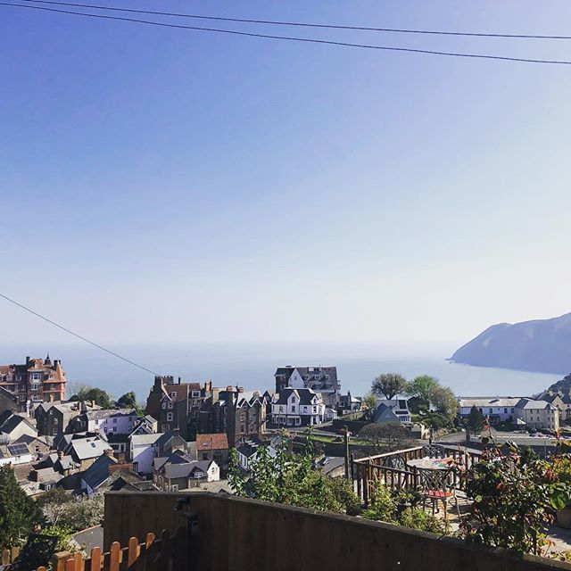 thomaswalworth's tweet photo. Nice day for a wander round N Devon.... #bankholiday #lynton #lyntonandlynmouth https://t.co/zXp86CMahm https://t.co/qeyady0RyM