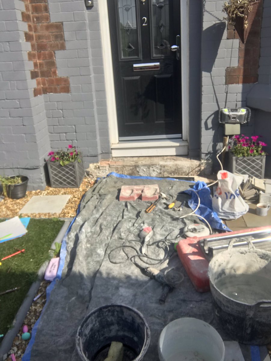 wall_pc's tweet image. The sun is shining