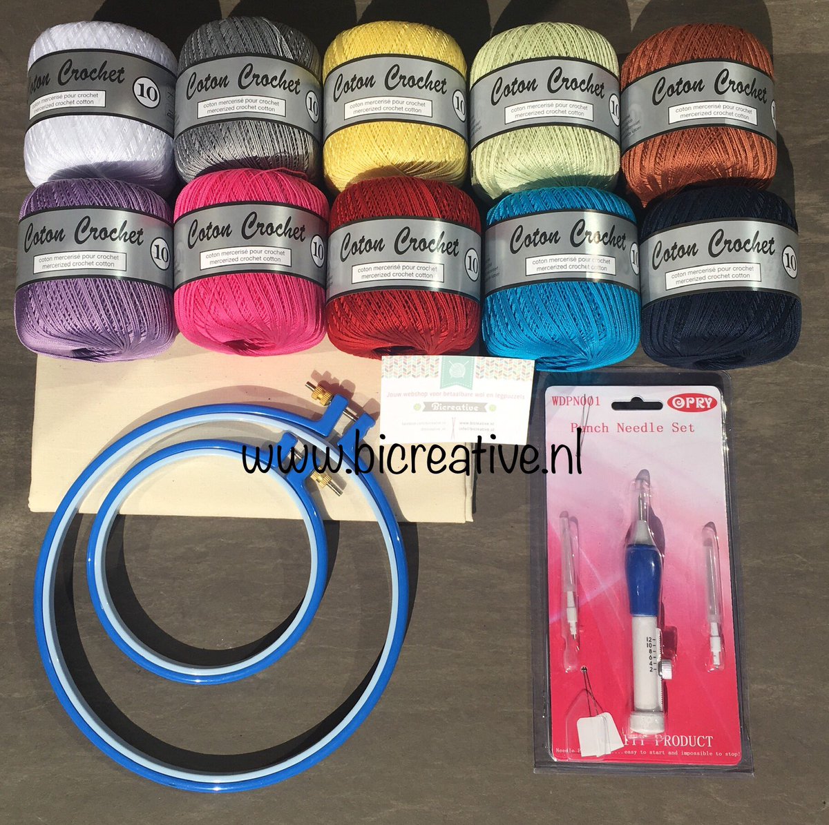 Bicreative_nl's tweet image. Wil je starten met punch needle en werk je graag met dun garen?Deze nieuwe prachtige startersset met dunner garen, Opry punch needle set, 2 borduurringen en punchstof. Nu extra scherp geprijsd! bicreative.nl #bicreative #punchneedle #punchset #youtube #punchneedleart