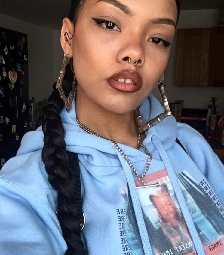 First you over dedicate, then you notice that your great and you’ve been the whole time!
#dedication #streetwear #itssimple