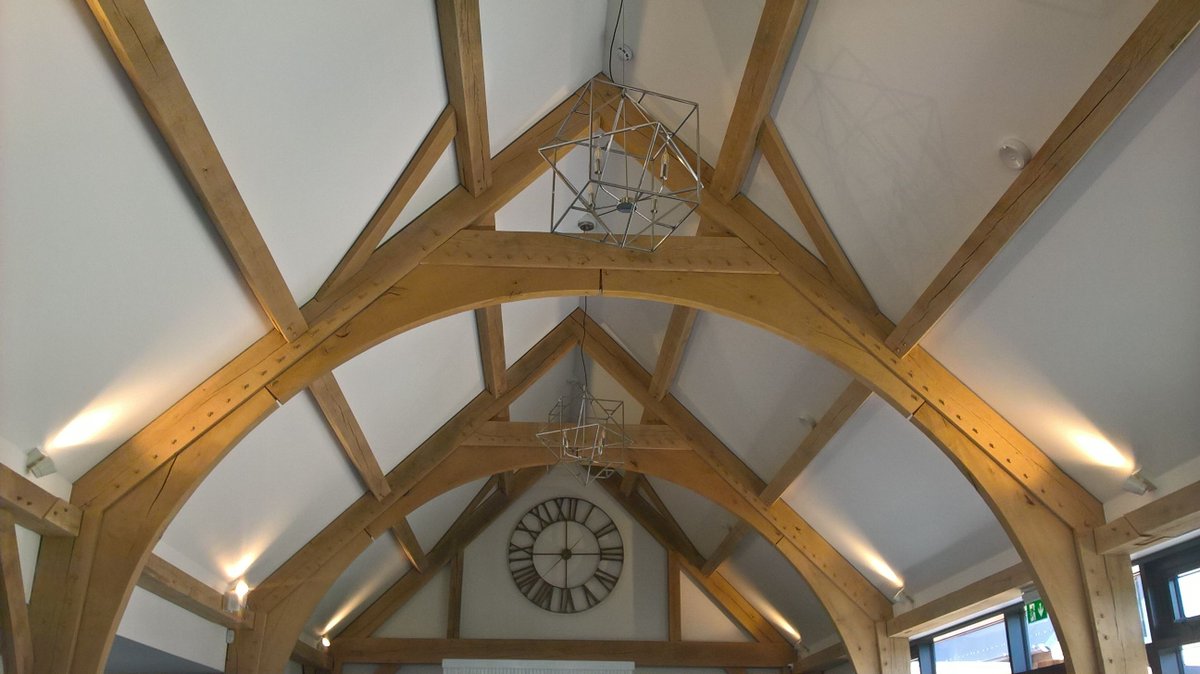 TilhillForestry's tweet photo. This newly built restaurant in Devon is a fantastic example of an European Oak framework. All the joints are with oak pins. Not a bracket or bolt in sight. Traditional craftsmanship in wood. #WoodForGood https://t.co/0WjHpDBGOA