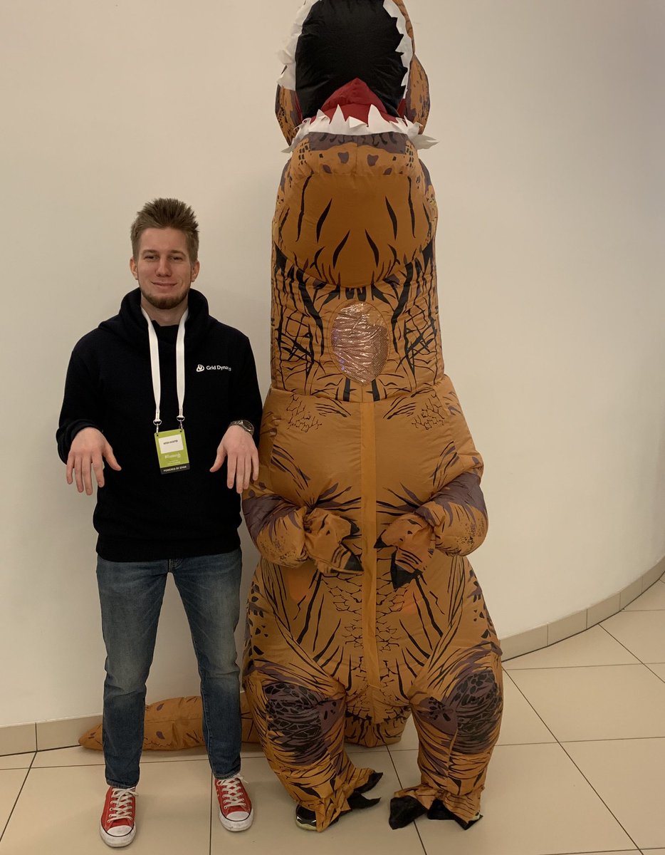 M0rtyMerr's tweet photo. Сфоткался с objective-c на #ITsubbotnik https://t.co/WX0IuGNoG9